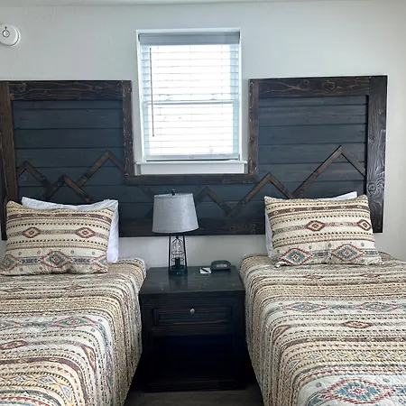 Pine Lodge