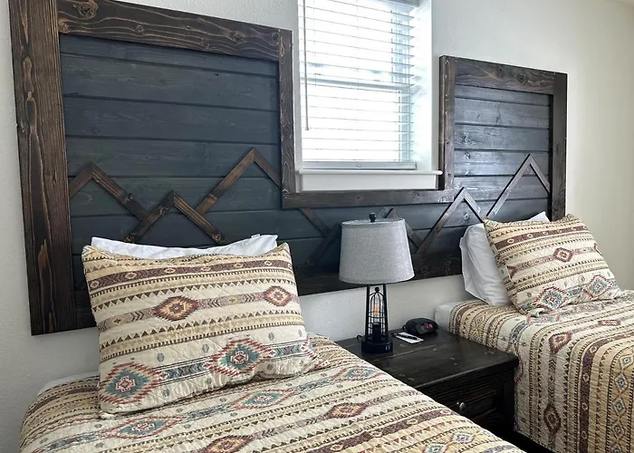 Hotel Pine *